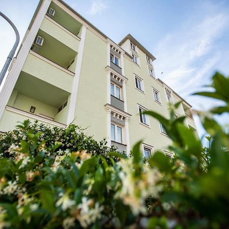 Velipoja Apartments 外观 照片